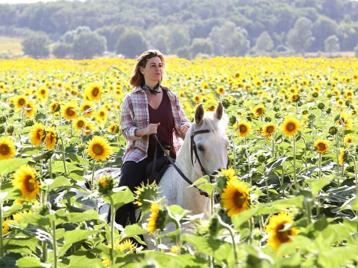 fosca innocenti first look pic4