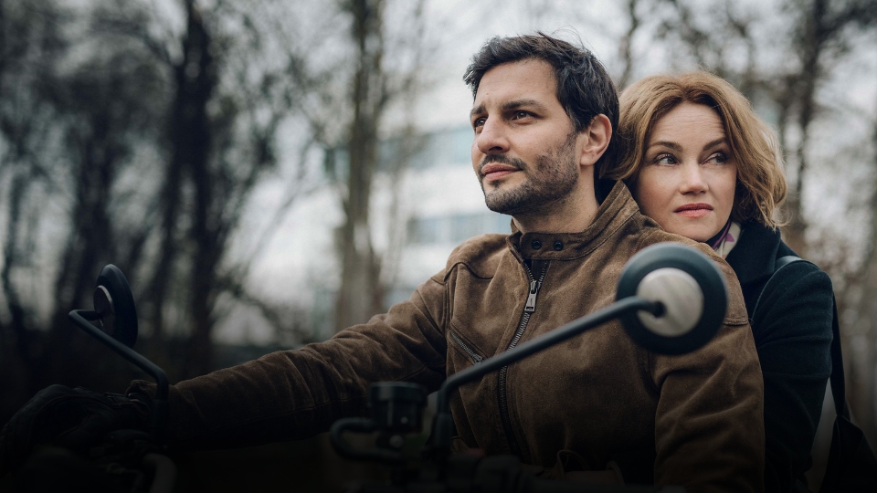 Manipulations Feature Header