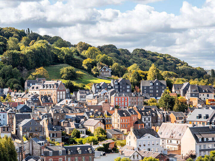 MURDER IN header press bgd 2