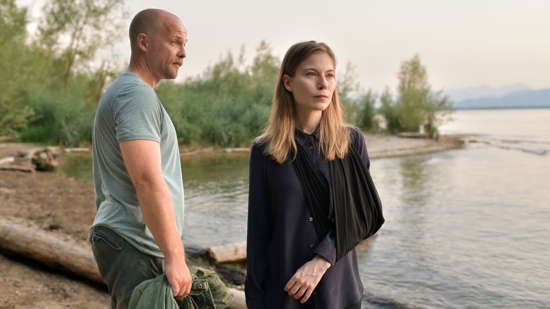 Lakeside Mysteries (2)